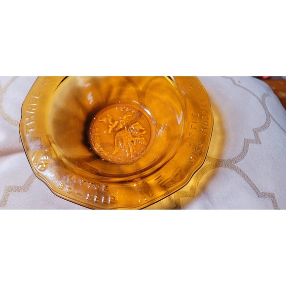 Amber Glass Bowl And Glasses Nursery Rhimes Set - Picture 10 of 14